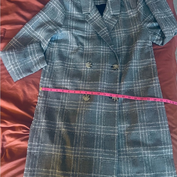 L'Academie Gray Plaid Double-Breasted Wool Blend Trench Coat - Picture 7 of 7